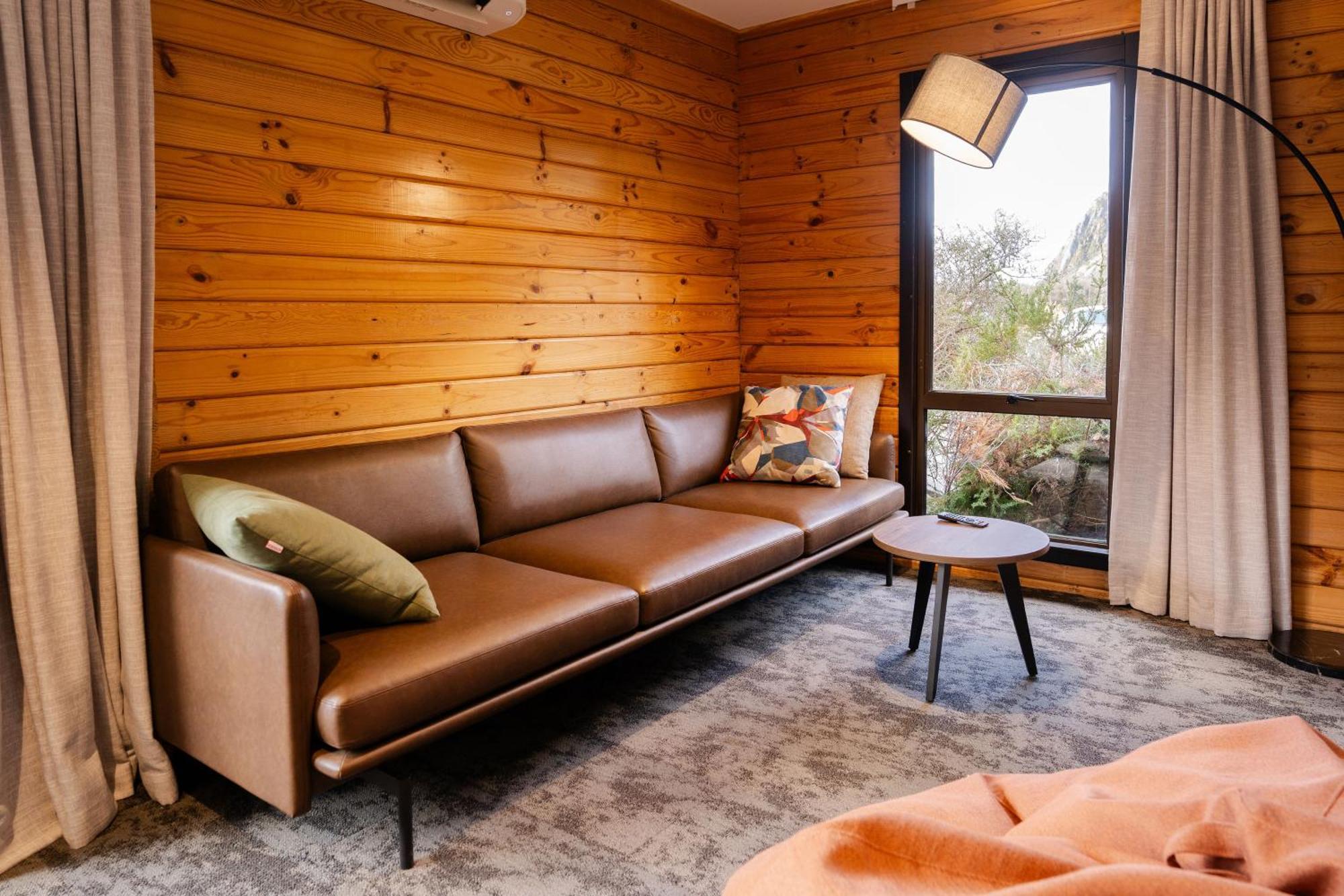 بيت شباب Haka House Aoraki Mt Cook Aoraki / Mount Cook المظهر الخارجي الصورة